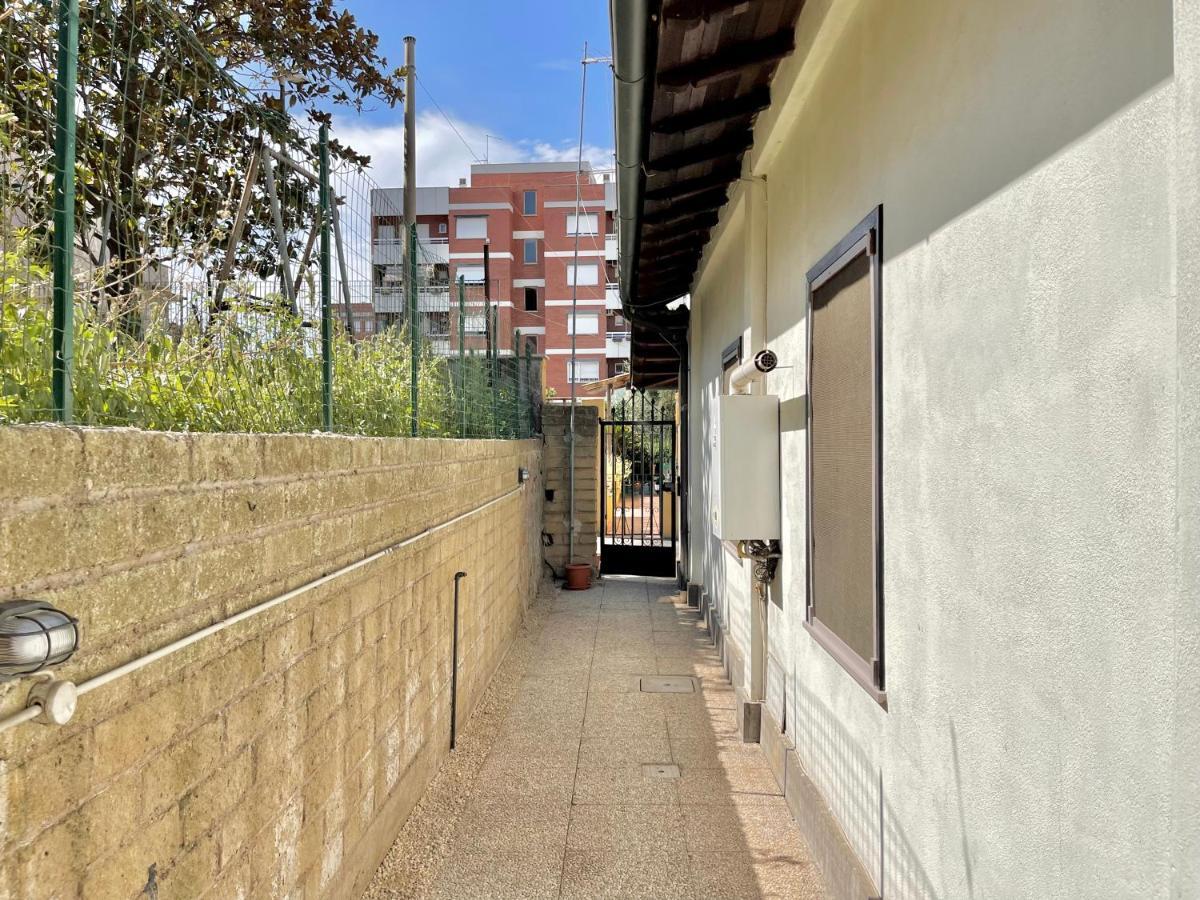 Independent House With Private Patio In Rome别墅 外观 照片